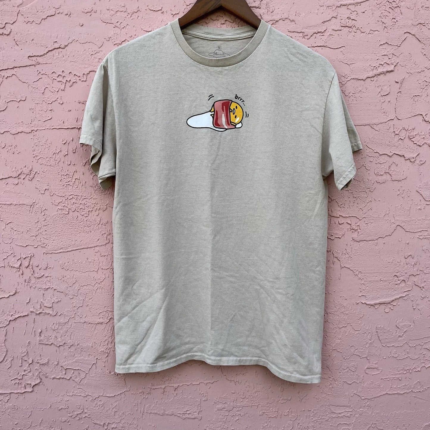 Gudetama Graphic T-Shirt The Lazy Egg Bacon Adult Size Medium Sanrio