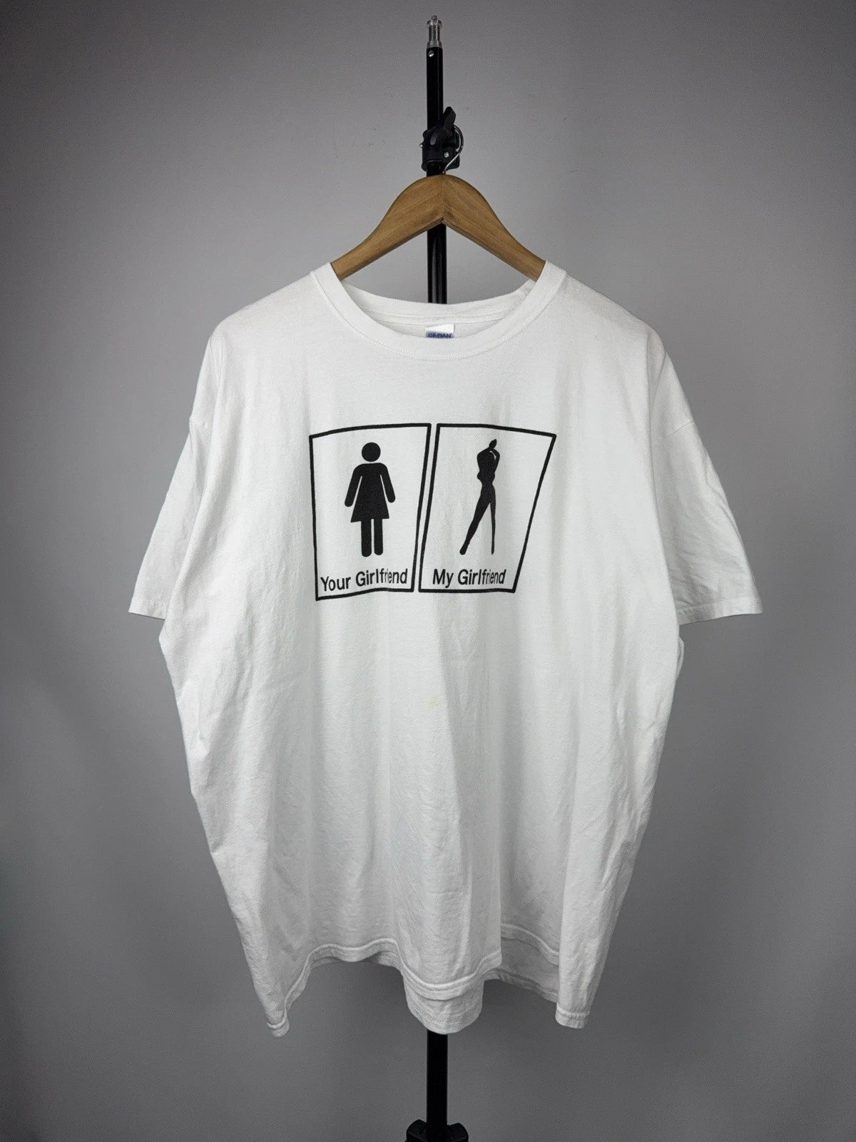 00s Funny Humor Your Girlfriend My Girlfriend Meme Graphic Tee Men’s 2XL Size