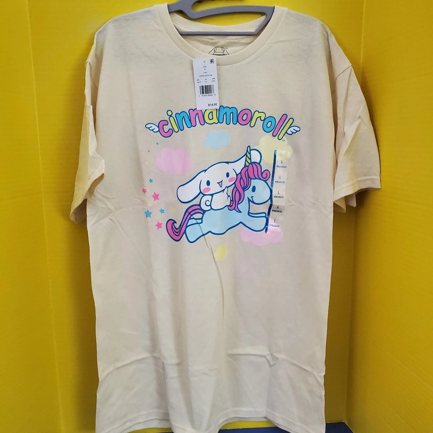 NEW Hello Kitty’s Sanrio CINNAMON ROLL T-Shirt Size Adult Large