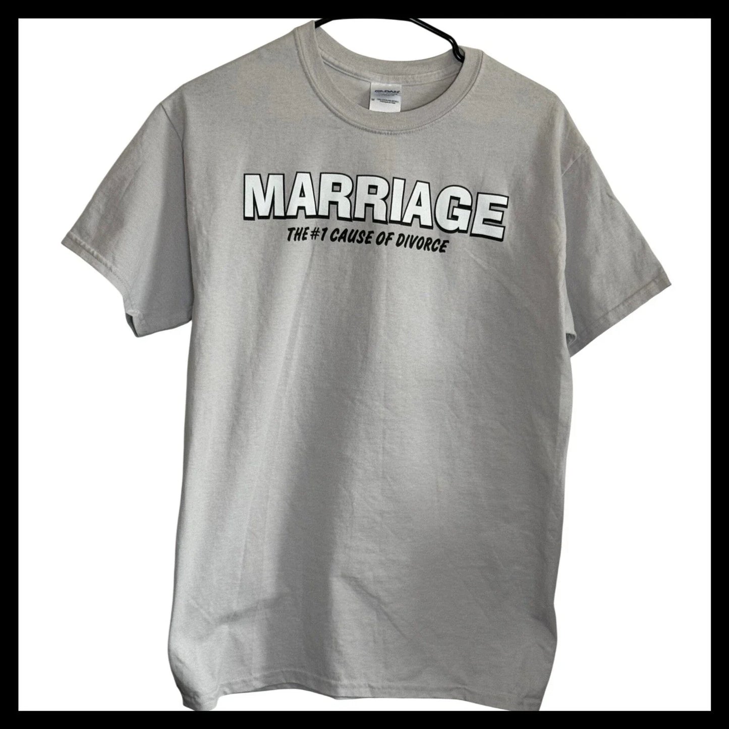 NWOT Gildan Ultra Cotton Gray Graphic Tee Marriage The #1 Cause of Divorce Mens