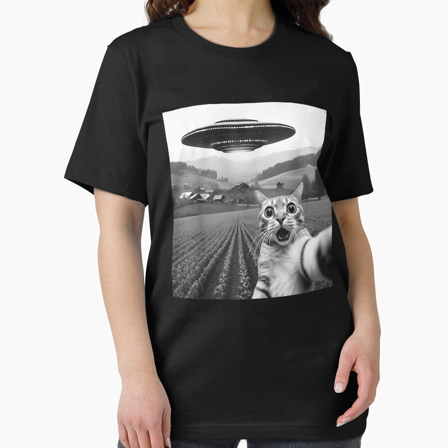 Cat Selfie With Alien UFO Cute Cat Gifts by BASKF